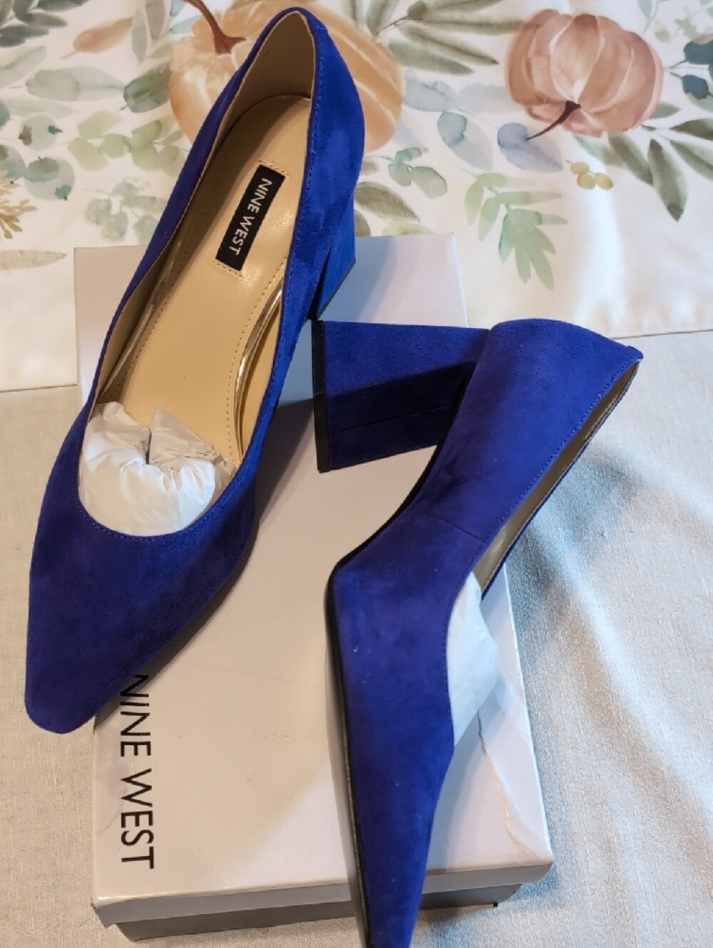 Nine West Monda Blue Suede Pointed-Toe Pumps NIB Sz 9 - Picture 2 of 4